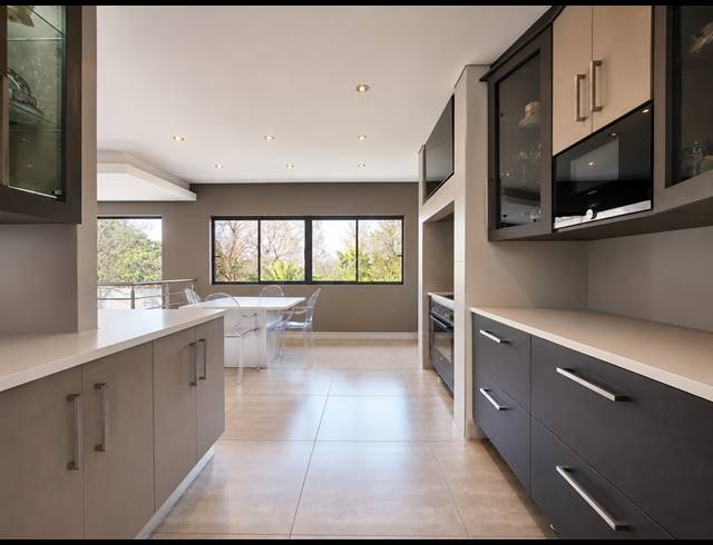 5 BEDROOM HOUSE FOR SALE IN THREE RIVERS EAST